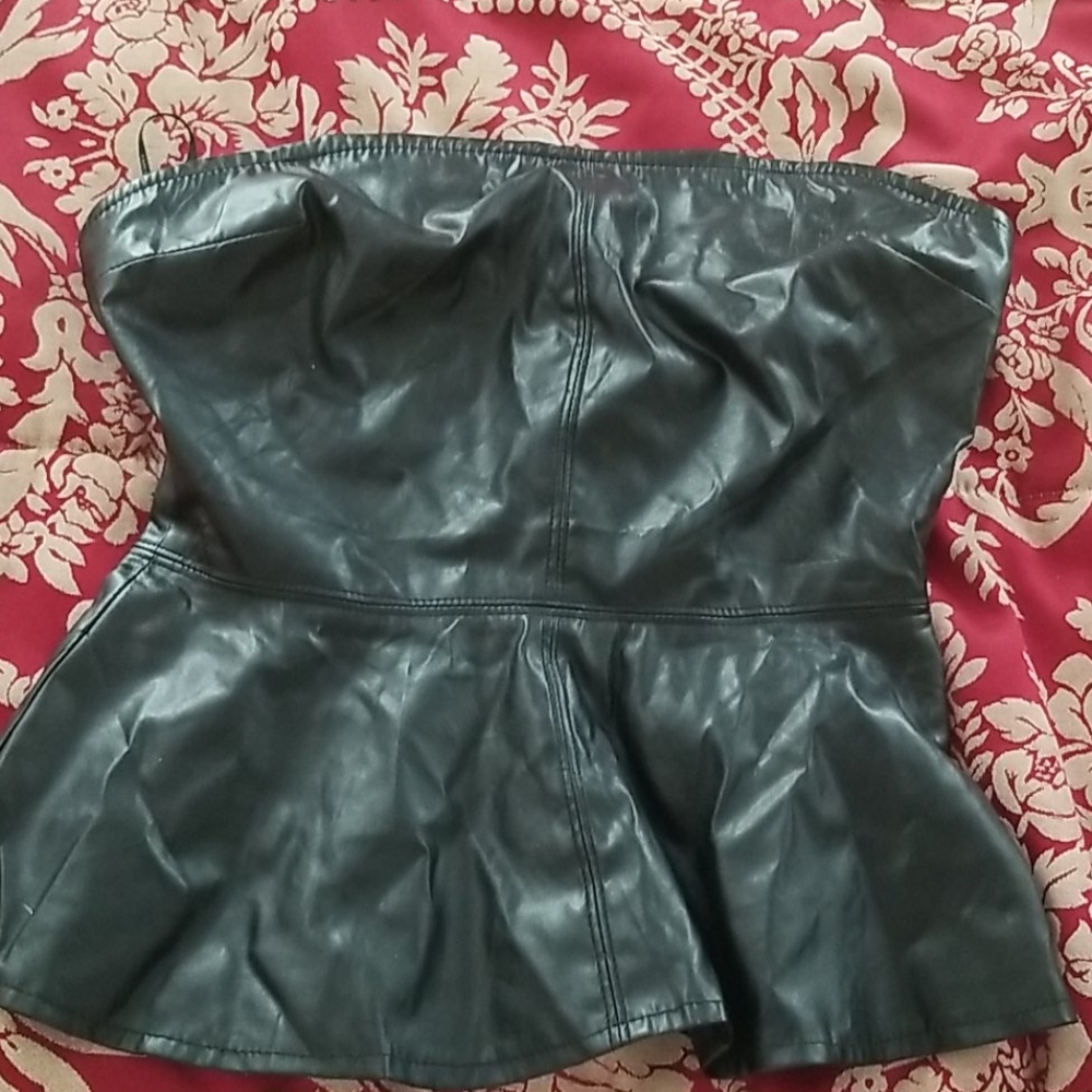 Forever 21 Black tube top Size Small